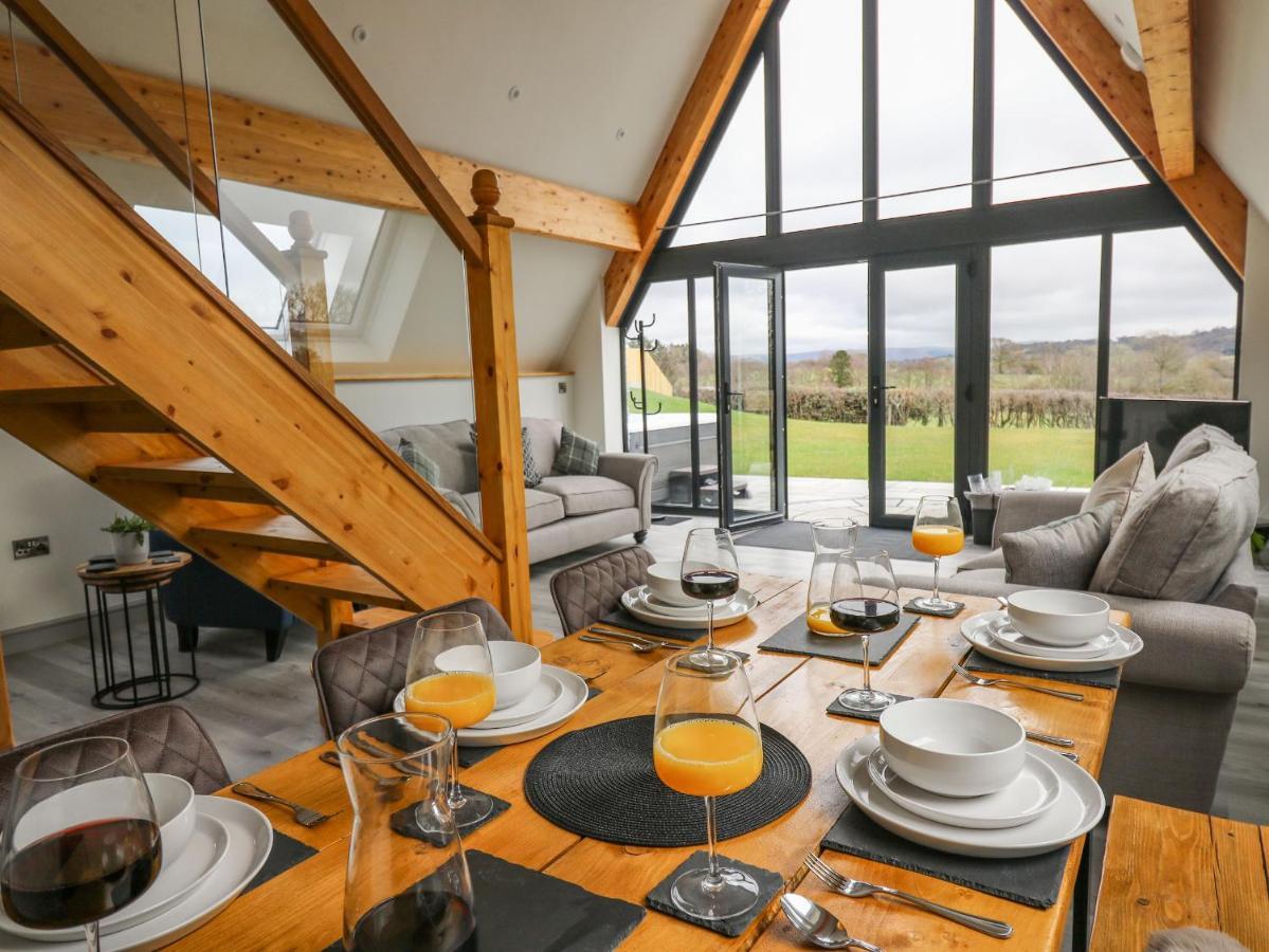 Hill Radnor - The Sheepfold Villa Llandrindod Wells Eksteriør billede